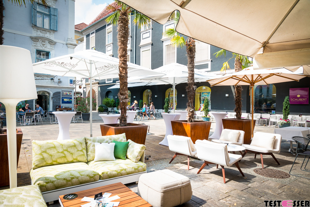 Eckstein-Champagner_Lounge-1